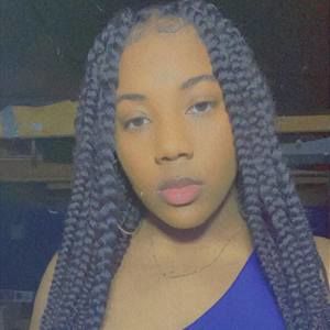 Meet your Posher, Vee